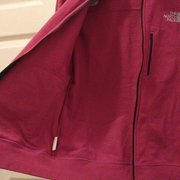 The North Face Pink Fleece Zip Up Sweater - Picture 6 of 14
